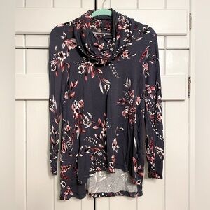 Cupio cowl neck tunic